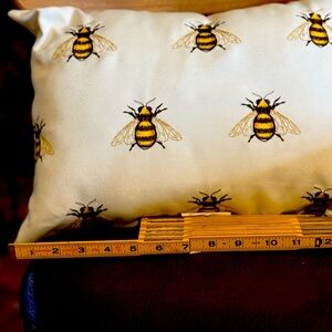 Spring home accents bundle Bumblebee pillow and gnome New unused super cute